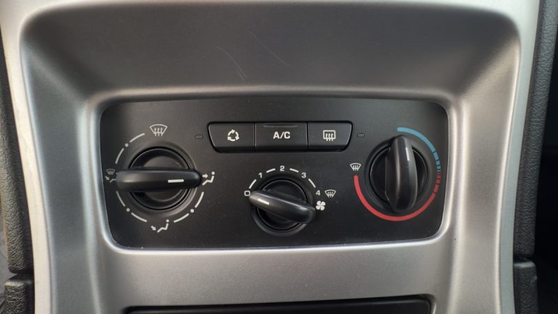PEUGEOT 307 1.4 5PORTES 1ER MAIN 6MOIS DE GARANTIE
