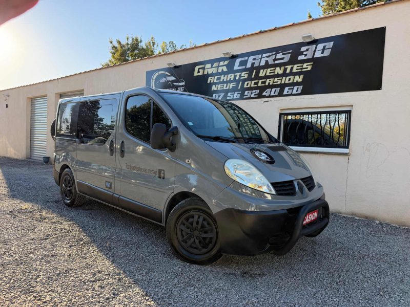 🛣️ Renault Trafic aménagé VASP – Idéal road trip 🌄