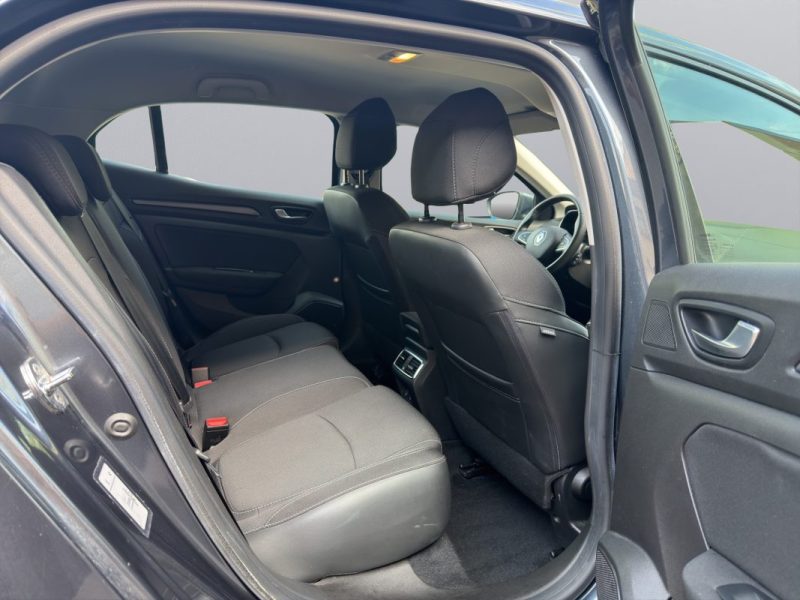 RENAULT MEGANE IV 1.5 BLUE DCI 115 BUSINESS EDC 