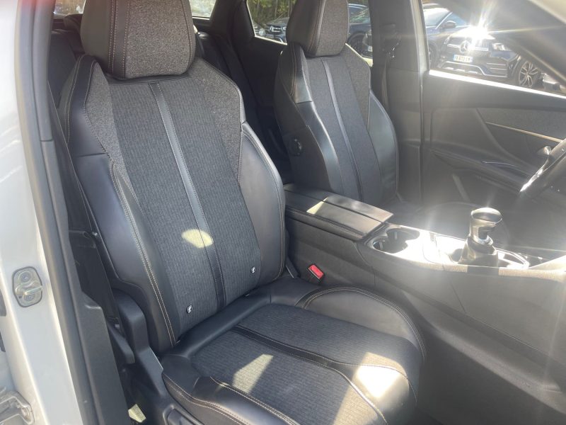 PEUGEOT 3008 II 1.2 TURBO 130CH GT LINE S&S 120MKM