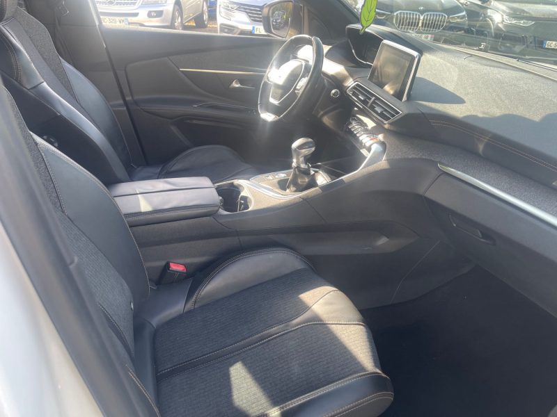 PEUGEOT 3008 II 1.2 TURBO 130CH GT LINE S&S 120MKM