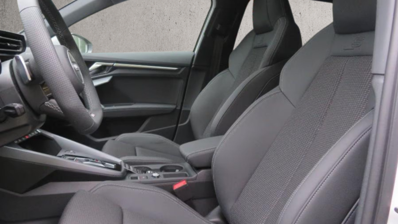 AUDI A3 SPORTBACK S LINE 2025