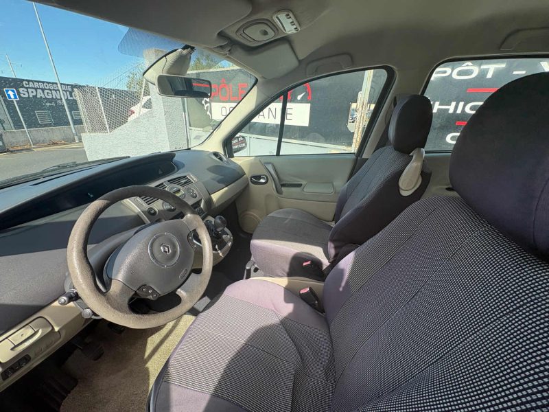 RENAULT SCENIC 2 PHASE 2  AUTHENTIQUE 1.6 16V 2007