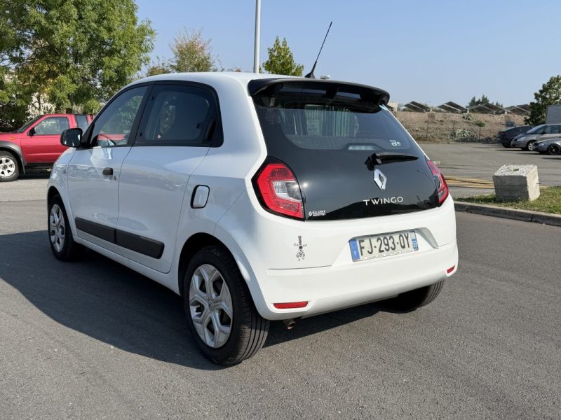 RENAULT TWINGO III 1.0 SCE 65 2019