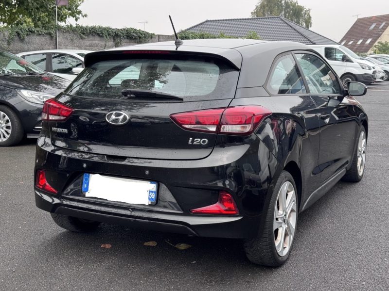 HYUNDAI I20 1.2 ESSENCE 84CV PREMIERE MAIN 