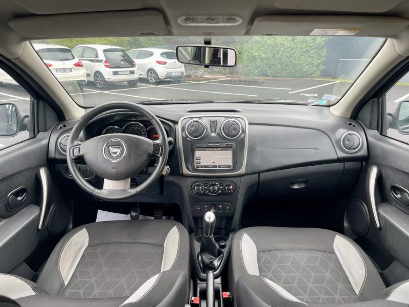 DACIA SANDERO 1.5 DCI 90CH ECO² LAURÉATE 2013