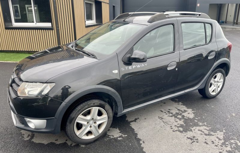 DACIA SANDERO 1.5 DCI 90CH ECO² LAURÉATE 2013