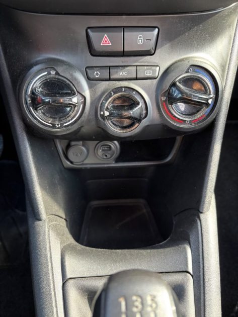 PEUGEOT 208 I 1.2 PURETECH 2015