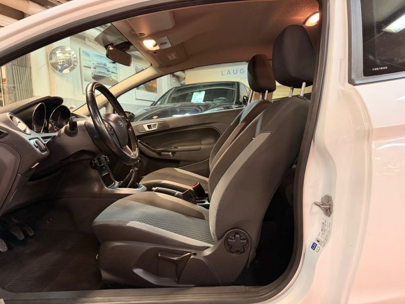 FORD FIESTA VI 1.25 82ch TITANIUM 