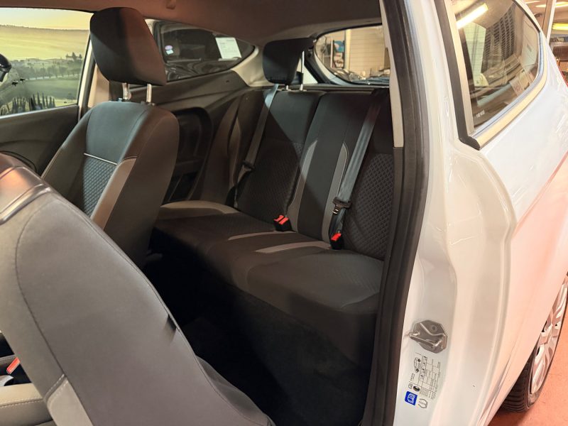 FORD FIESTA VI 1.25 82ch TITANIUM 