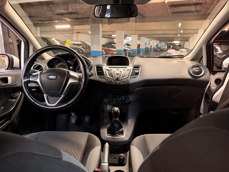 FORD FIESTA VI 1.25 82ch TITANIUM 