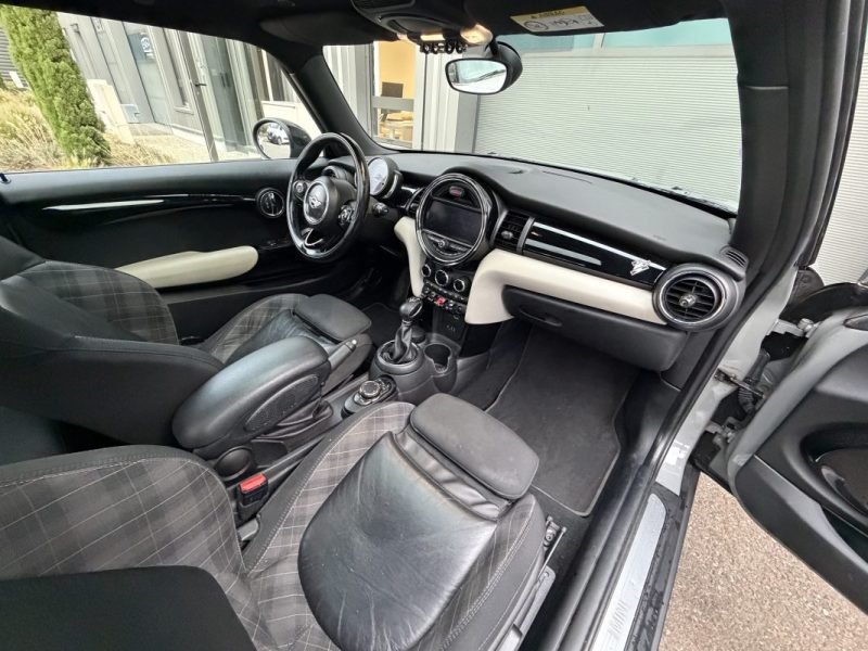 MINI Cooper 136 ch BVA7 – Finition BLACKFRIARS- Toit ouvrant - Caméra - ENTRETIEN COMPLET