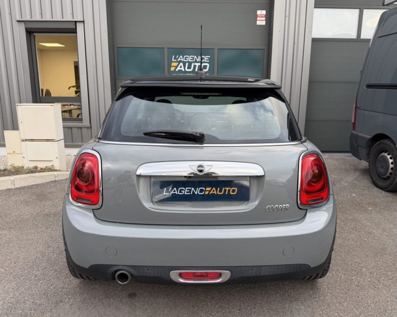 MINI Cooper 136 ch BVA7 – Finition BLACKFRIARS- Toit ouvrant - Caméra - ENTRETIEN COMPLET