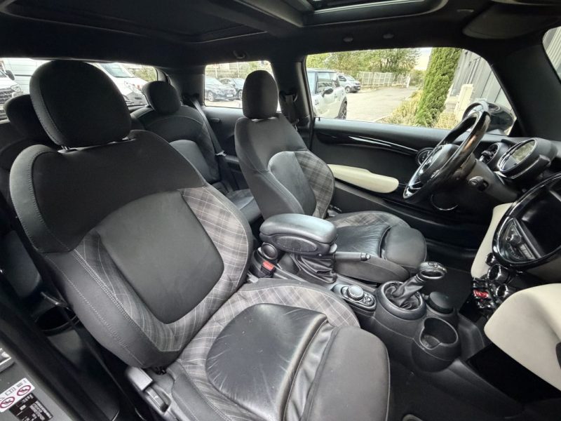 MINI Cooper 136 ch BVA7 – Finition BLACKFRIARS- Toit ouvrant - Caméra - ENTRETIEN COMPLET