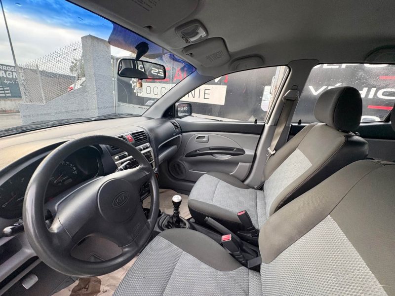Petit Prix KIA PICANTO 1.1 CRDI 2006 Climatisation 