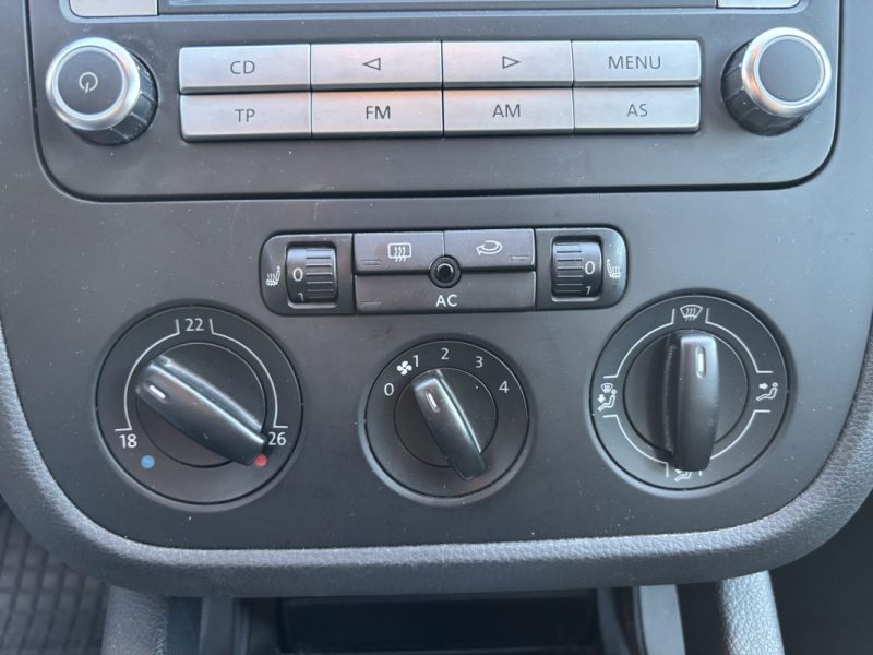 VOLKSWAGEN GOLF V 1.6 2007