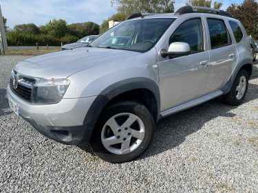 DACIA DUSTER 1.5 DCI 110 CH 4X4 LAUREATE 2012