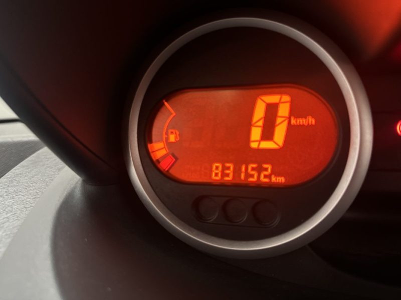 RENAULT TWINGO II 1.2 75 16V AUTHENTIQUE 2012