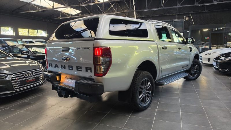 FORD RANGER 2.0 ECOBLUE 213 EN STOCK DOUBLE CABINE WILDTRAK 2021 PAS DE MALUS