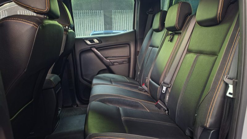 FORD RANGER 2.0 ECOBLUE 213 EN STOCK DOUBLE CABINE WILDTRAK 2021 PAS DE MALUS
