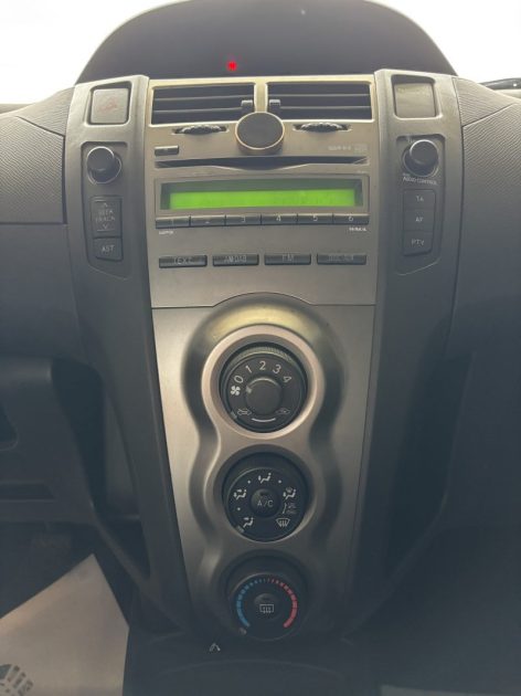 Toyota Yaris 1.4D 90ch REVISION COMPLETE