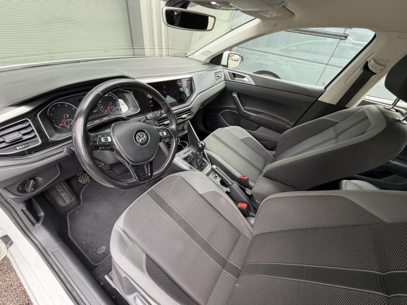 VOLKSWAGEN Polo R-Line 1.0 95ch - 2020 - RADAR DE RECUL - ENTRETIEN COMPLET