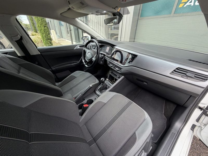 VOLKSWAGEN Polo R-Line 1.0 95ch - 2020 - RADAR DE RECUL - ENTRETIEN COMPLET