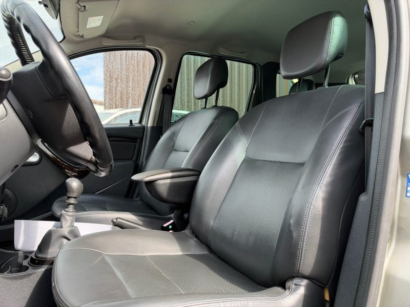 DACIA DUSTER 1.5 DCI 110 PRESTIGE 4X4 