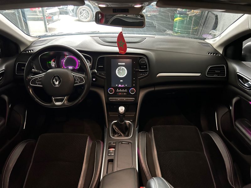 RENAULT MEGANE 4 GT LINE 1.2 130 AKAJU
