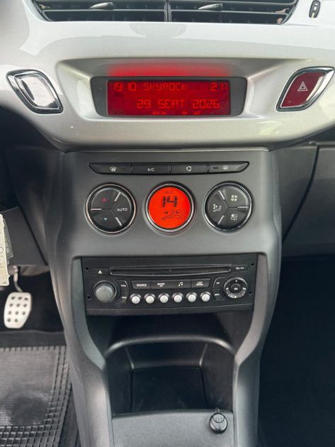 CITROËN DS3 1.4 VTI 95 CHIC  2012