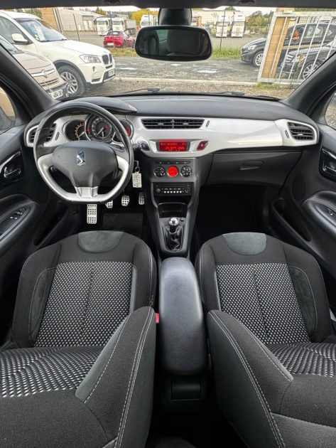 CITROËN DS3 1.4 VTI 95 CHIC  2012