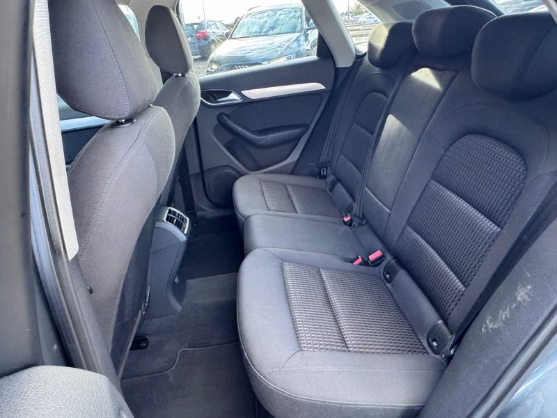 AUDI Q3 2.0 TDI 140 AMBIENTE 2012