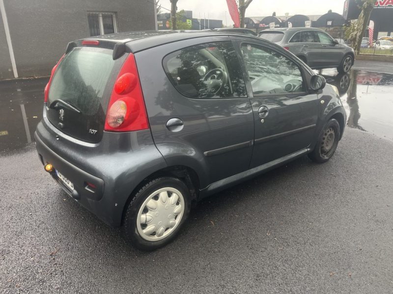 PEUGEOT 107 1.4 HDI 2009