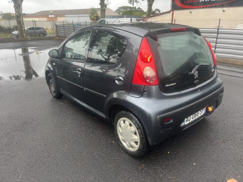 PEUGEOT 107 1.4 HDI 2009