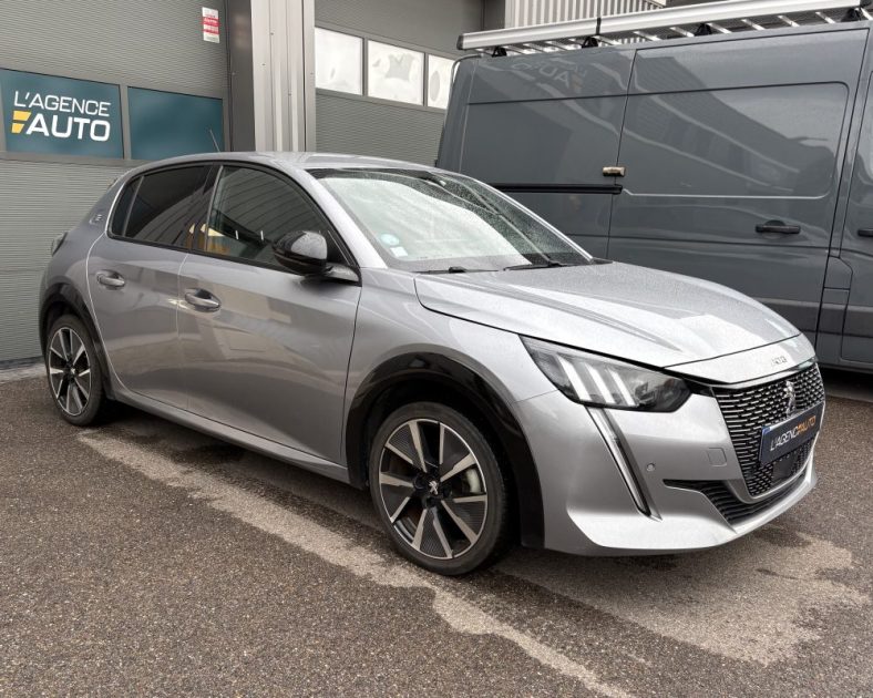 Peugeot e-208 GT 100% Électrique 2020 — Entretien COMPLET - Batterie GARANTIE - Pneus avant neuf
