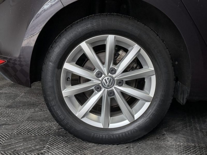 VOLKSWAGEN GOLF VII 1.2 TSI 110ch BLUEMOTION TECHNOLOGY 6CV LOUNGE BV6 5P