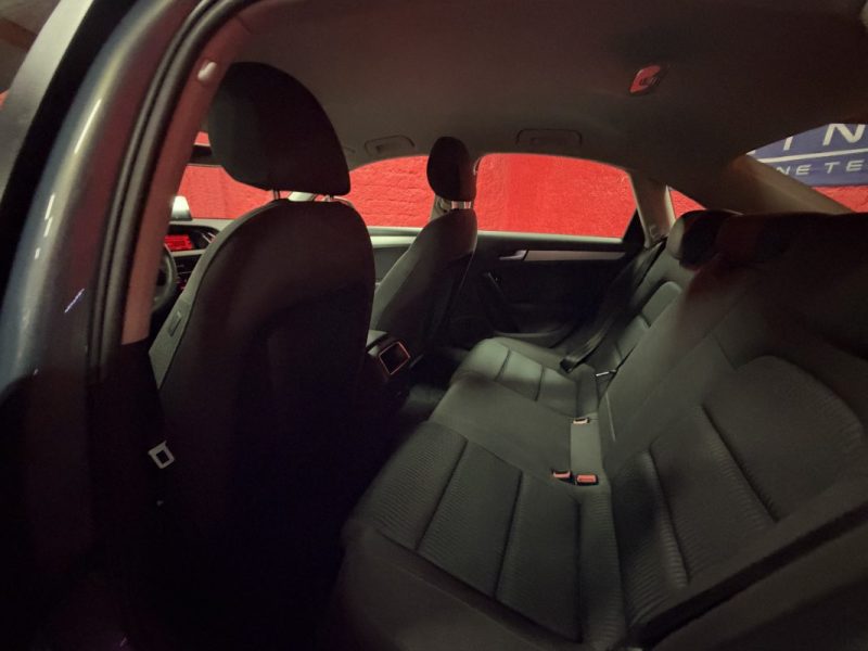 🟢 CarPlay Audi A4 Berline 1.8 TFSI 160 cv Gps Bluetooth Netflix Waze