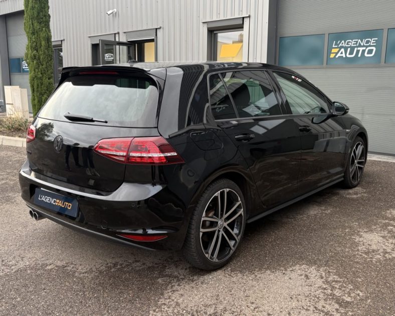 Volkswagen Golf VII 2.0 GTD 184ch 2016 — DISTRIBUTION NEUVE - 2 pneus neufs 