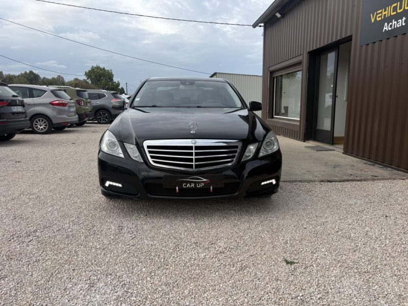 MERCEDES CLASSE E 2.0 E 220 CDI Avantgarde / Full options