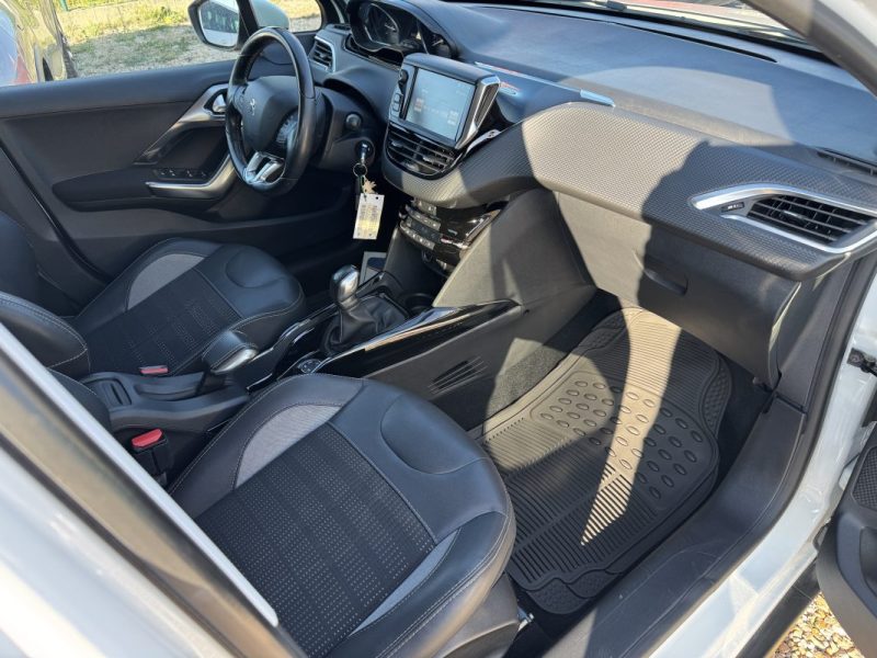 Peugeot 2008 1.2 PureTech 110 ch Allure