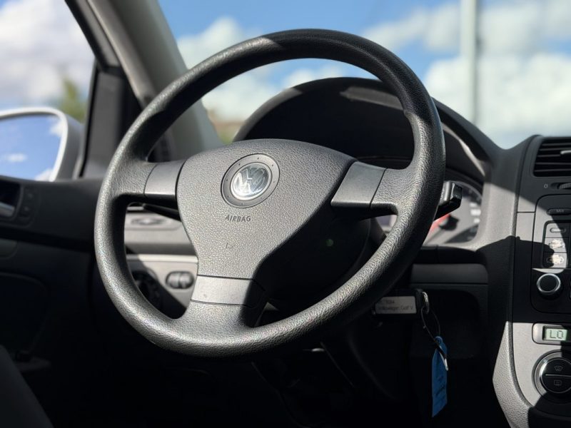 Golf 5 1,6L 102 CV Boite Auto / Paiement 4X ou 10X Possible