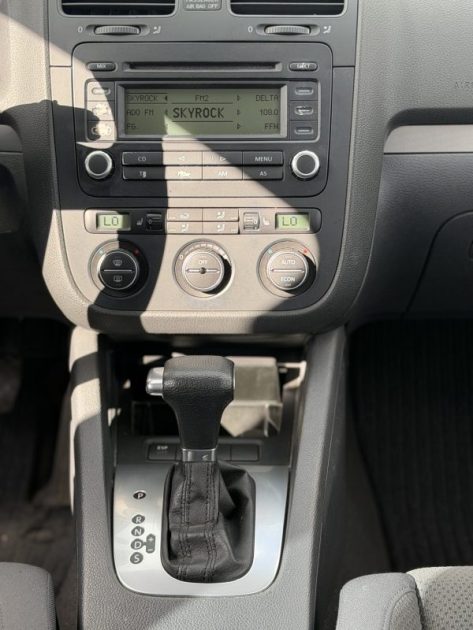 Golf 5 1,6L 102 CV Boite Auto / Paiement 4X ou 10X Possible