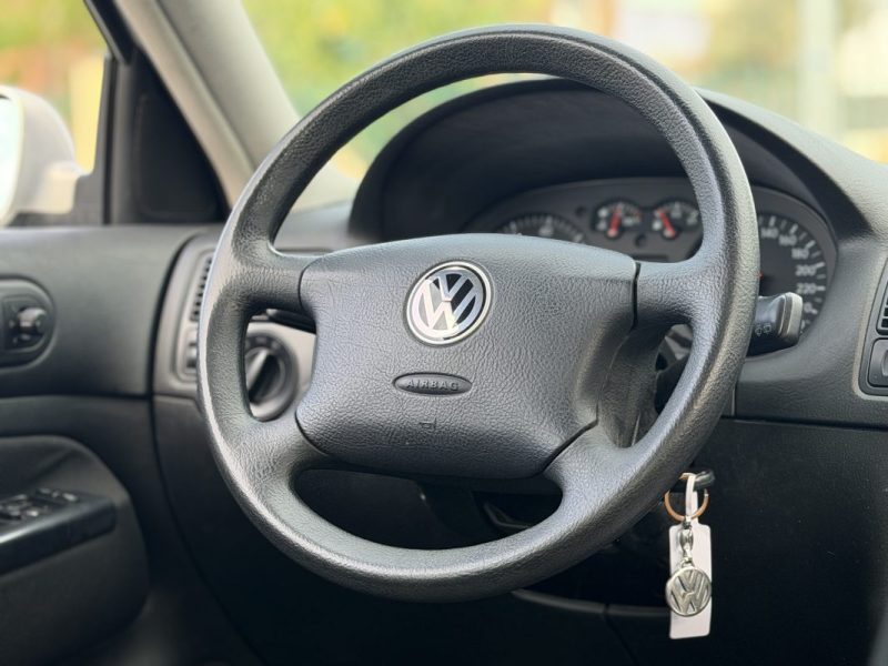 VOLKSWAGEN GOLF 4 2L 115 CV  / Paiement 4X ou 10X Possible