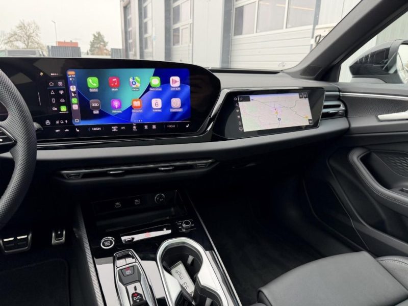 AUDI A6 AVANT 40 TDI S-LINE 204CH 