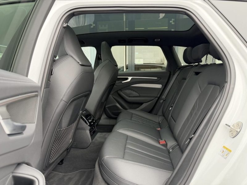 AUDI A6 AVANT 40 TDI S-LINE 204CH 