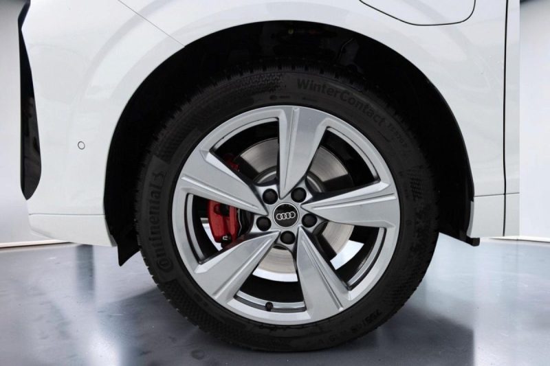 AUDI Q3 SPORTBACK E-HYBRID 272 CH S-LINE 