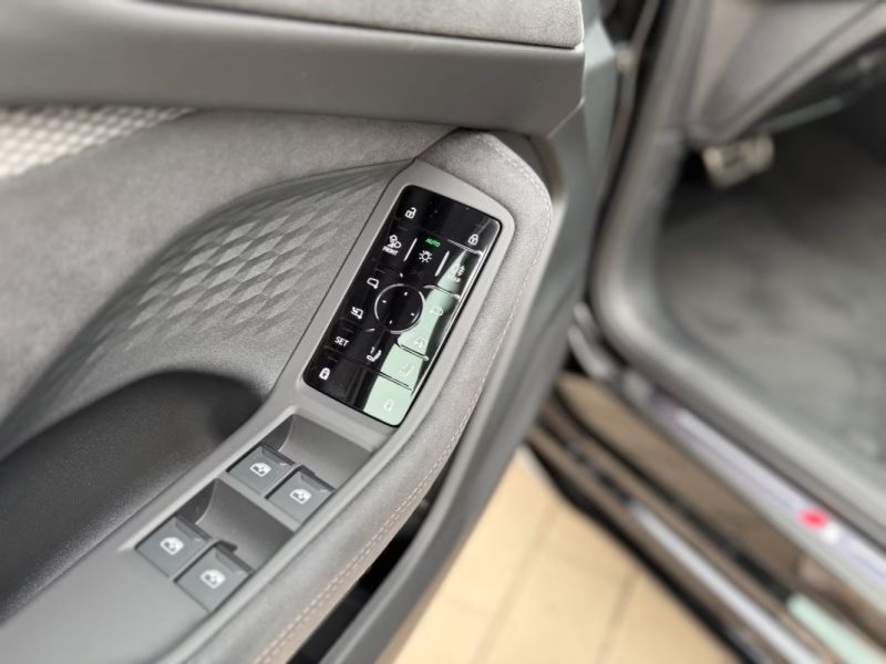 AUDI A5  AVANT III AVANT 2.0 E-HYBRID 299 QUATTRO S-LINE
