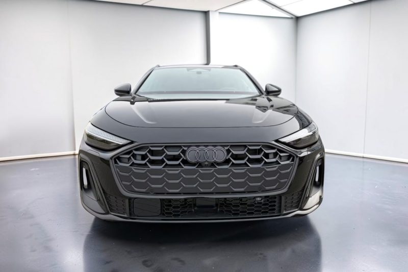 AUDI A5  AVANT III AVANT 2.0 E-HYBRID 299 QUATTRO S-LINE