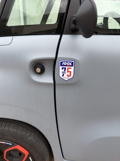 CITROEN AMI COLOUR GARANTIE 6 MOIS INCLUSE TOIT PANORAMIQUE PRÊTE À PARTIR 