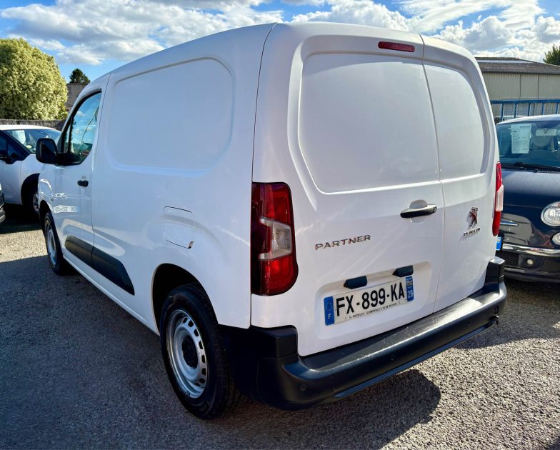 PEUGEOT PARTNER